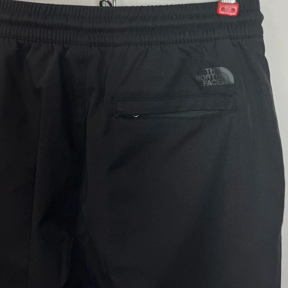 The North Face Women’s Black Jogger Pants | Size S